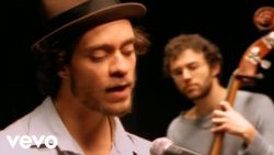 Amos Lee – Arms of a woman