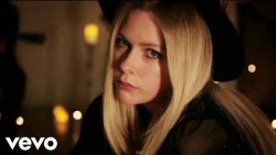 Avril Lavigne – Give you what you like