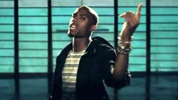 B.o.B – Airplanes ft. Hayley Williams