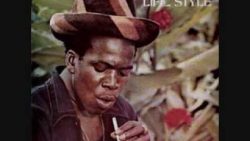 Barrington Levy – Black roses