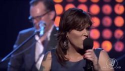 Beth Hart & Joe Bonamassa – Close to my fire