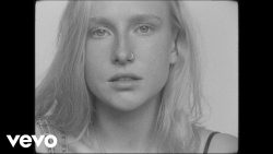 Billie Marten – Peach