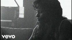 Brenda Russell – Piano in the dark