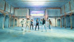 BTS – Fake love