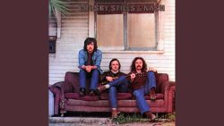 Crosby, Stills & Nash – Helplessly hoping