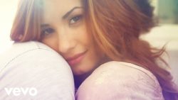 Demi Lovato – Give your heart a break