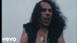 Dio – Rainbow in the dark