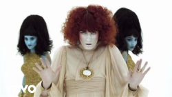 Florence + The Machine – Dog days are over