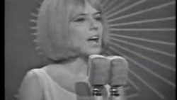 France Gall – Poupée de cire, poupée de son