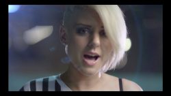 Gareth Emery – Concrete angel ft. Christina Novelli