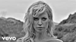 Gin Wigmore – Hey ho