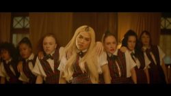 Hayley Kiyoko – I wish