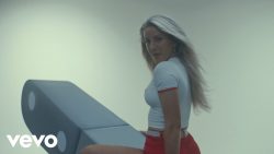 Juice WRLD, Ellie Goulding – Hate me