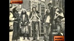 King Harvest – Dancing in the moonlight