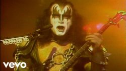 Kiss – I love it loud