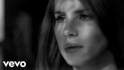 Lana del Rey – Blue jeans