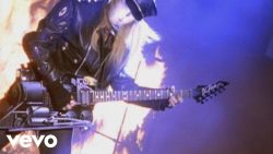 Lita Ford – Playin’ with fire