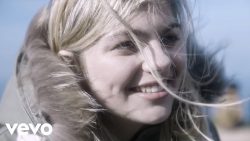 Louane – Jour 1