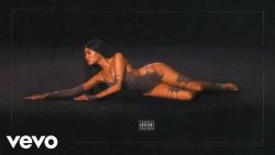 Madison Beer – Blue