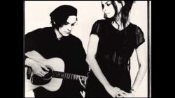 Mazzy Star – Look on down from the bridge