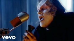 Meat Loaf – I’d do anything for love (But I won’t do that)