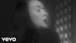 Mitski – Washing machine heart