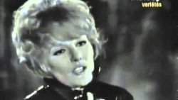 Petula Clark – Downtown