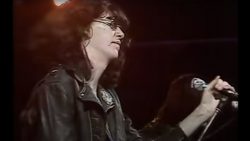 Ramones – Sheena is a punk rocker