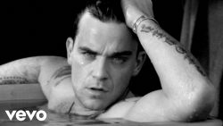 Robbie Williams – Feel