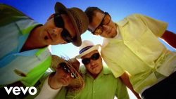 Smash Mouth – Walking on the sun