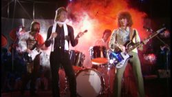 Sweet – Love is like oxygen