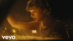 Taylor Swift – Cardigan
