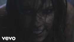 Taylor Swift – Out of the woods