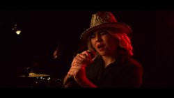 Valeria Villas – Freaks
