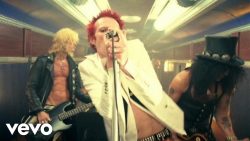 Velvet Revolver – Dirty little thing