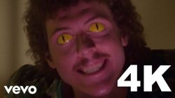 Weird Al Yankovic – Eat it