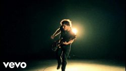 Wolfmother – Love train
